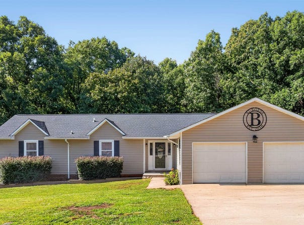 180 Hillcrest Drive, Gaffney, SC 29340