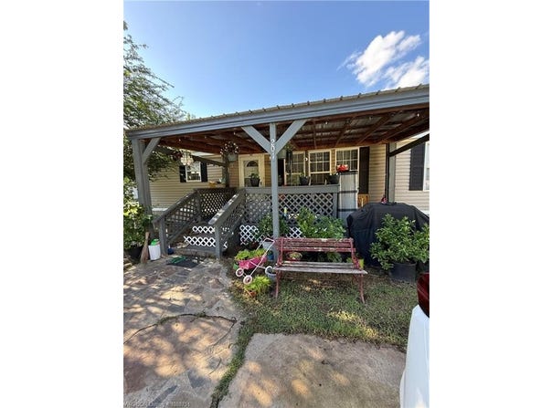 201 Mills AVE, Poteau, OK 74953