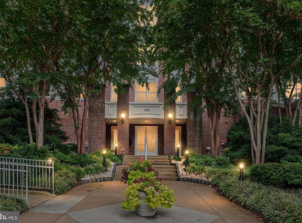 1641 INTERNATIONAL Drive, MCLEAN, VA 22102