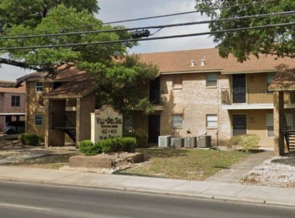 923 Vance Jackson, San Antonio, TX 78201
