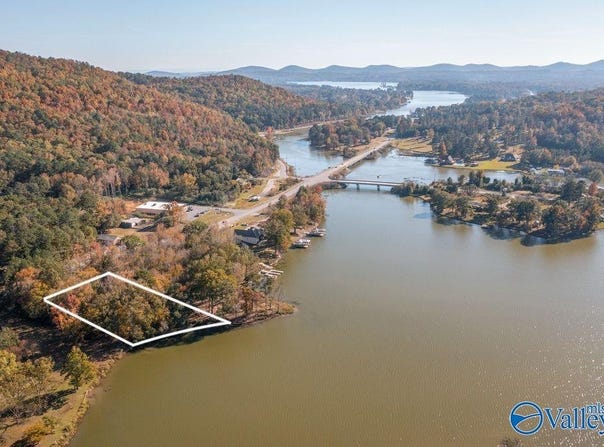 Rainbow Drive lot: 6, Rainbow City, AL 35906