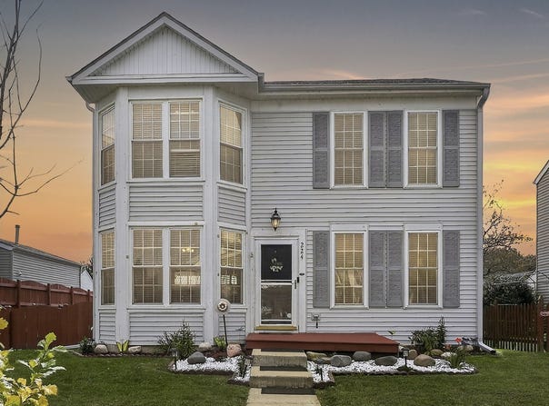 224 Presidential Boulevard, Oswego, IL 60543