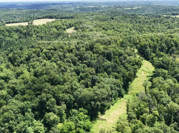 Titus Road, Freeport, OH 43973