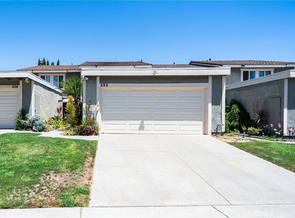 232 Aqueduct Dr, Placentia, CA 92870