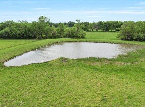 099 E LINE, Whitewright, TX 75491