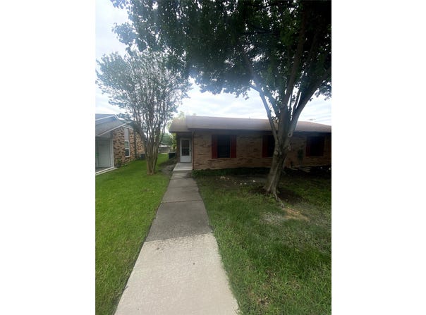 2908 Nelson Drive, Mesquite, TX 75150