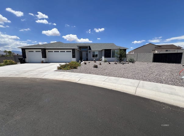 2720 W Partridge Ln, Thatcher, AZ 85552