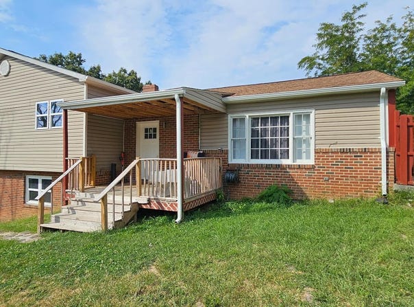 122 CHERRY HILL Circle, WINCHESTER, VA 22602