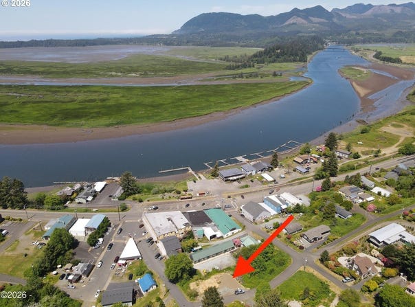 95 GREGORY St, Wheeler, OR 97147