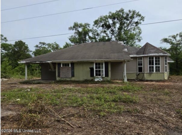 24418 Boweeville Road, Saucier, MS 39574