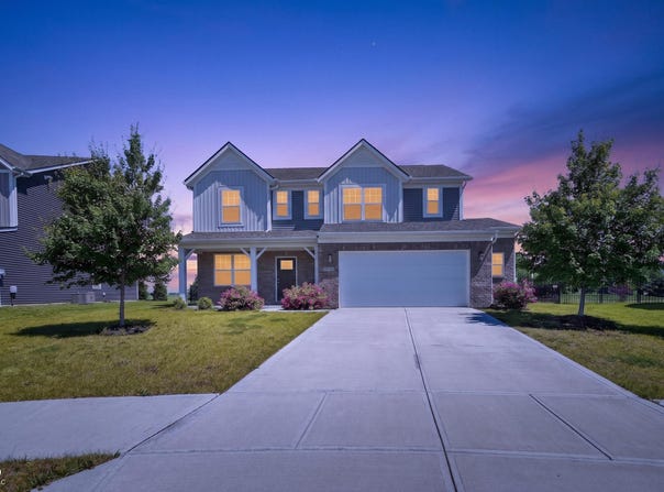 10870 Sablecliff Way, Brownsburg, IN 46112