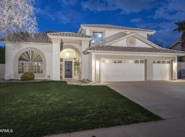 1832 E WINDMERE Drive, Phoenix, AZ 85048