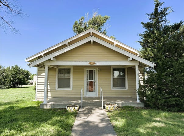 711 Pine Street, Fowler, KS 67844
