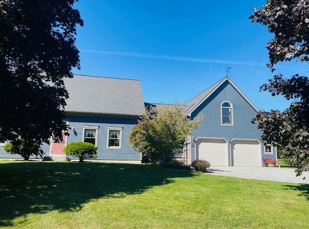 58 Crogan Road, Hermon, ME 04401
