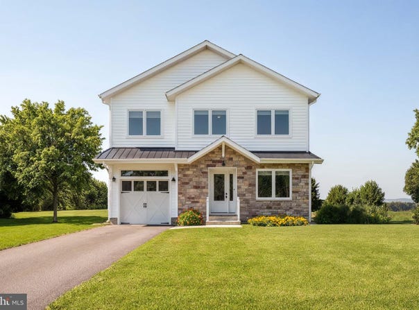 17997 OLD TRIANGLE Road, TRIANGLE, VA 22172