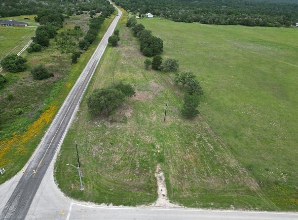 4903 Fm 180 Ledbetter, Giddings, TX 78942