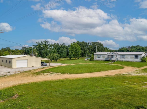 32338 BUNKER HILL Road, Mora, MO 65345