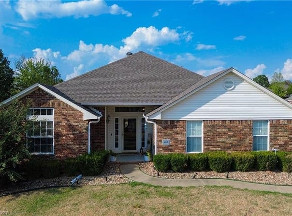 402 Mountain Edge, Van Buren, AR 72956