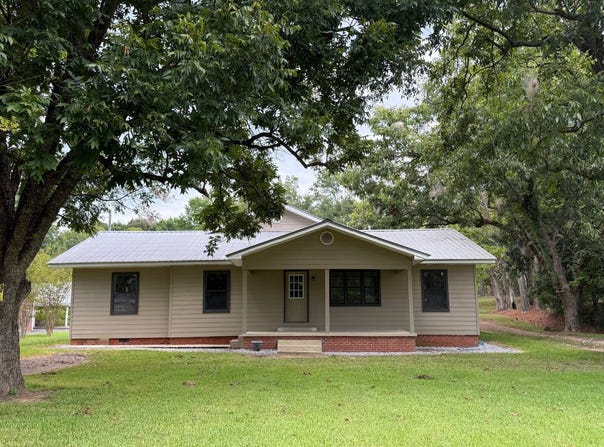 807 Applegate, Winona, MS 38967
