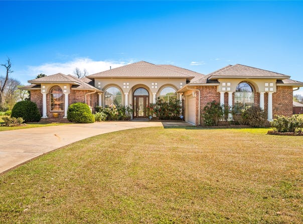 115 Morgan, Natchitoches, LA 71457