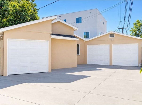 1251 W 36th, Los Angeles, CA 90007