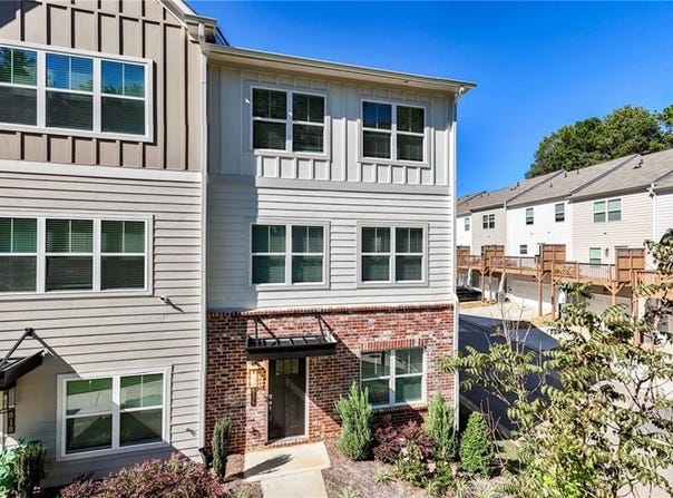 814 Glennferry Bend, Mableton, GA 30126