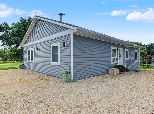 16291 Hassock Ave, Sparta, WI 54656