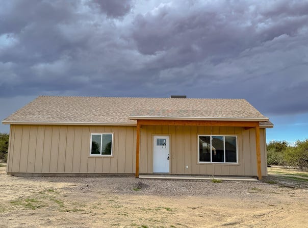 1522 W Lebanon Springs Trail, Safford, AZ 85546