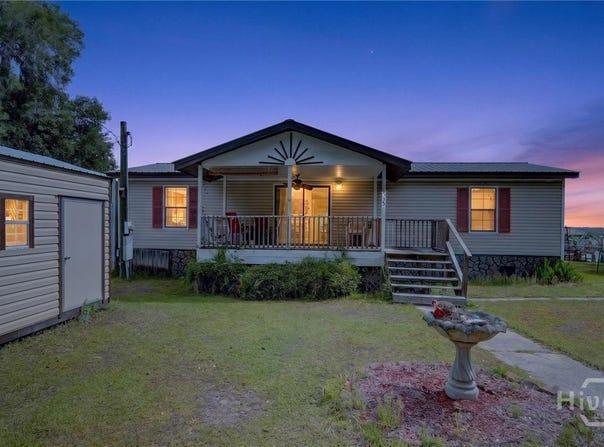 535 E 1st Street, Midway, GA 31320