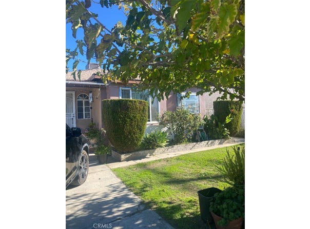 10246 Haddon, Pacoima, CA 91331