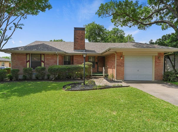 849 Berkinshire Drive, Dallas, TX 75218
