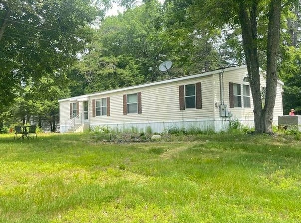 9 Michaels Rd, Wells, ME 04090