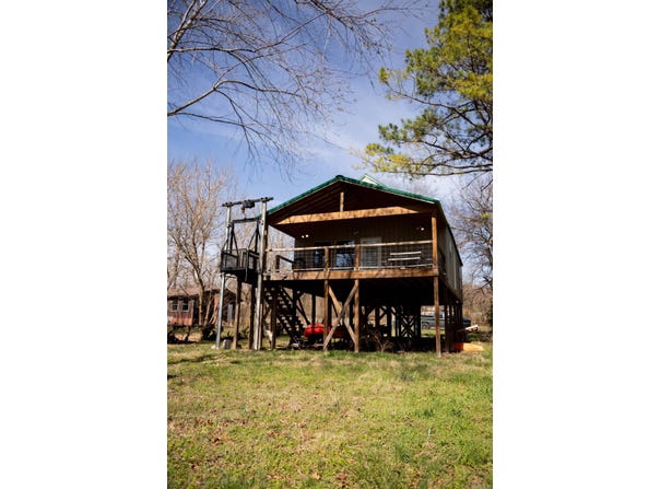 213 Spring Lake Drive, Mammoth Spring, AR 72554