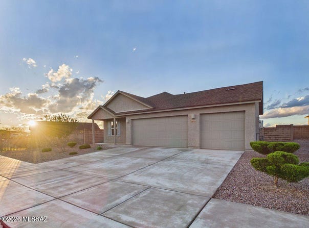 8843 E Canyon Walnut Way, Vail, AZ 85641