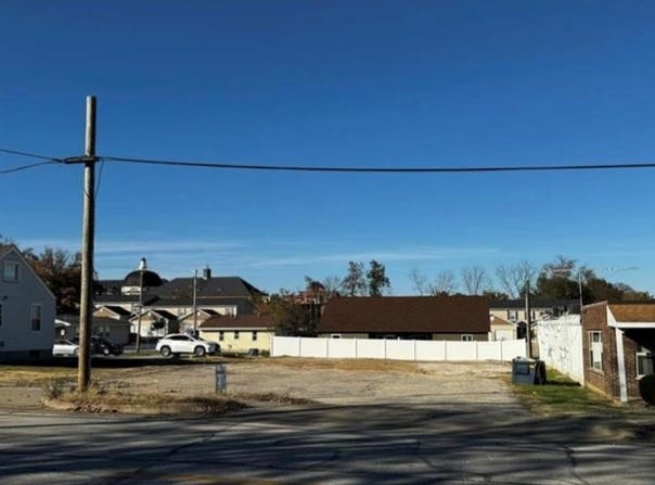 205 E Elm Street, O'Fallon, MO 63366