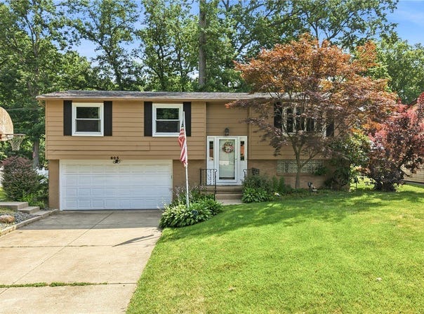 805 Trumbull Drive, Niles, OH 44446
