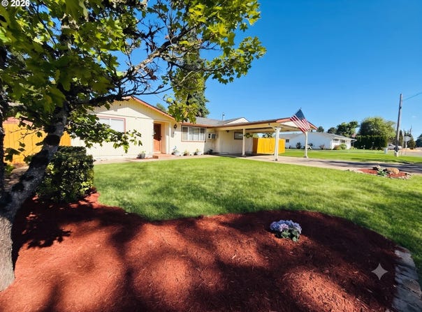 109 OAK St, Amity, OR 97101