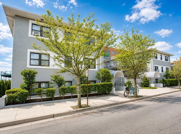 470 E Broadway, Long Beach, NY 11561
