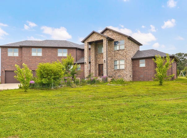 1319 Mockingbird Road, Fordland, MO 65652