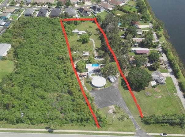 1603, 1605,1608,1611 W SHELL POINT Road, RUSKIN, FL 33570