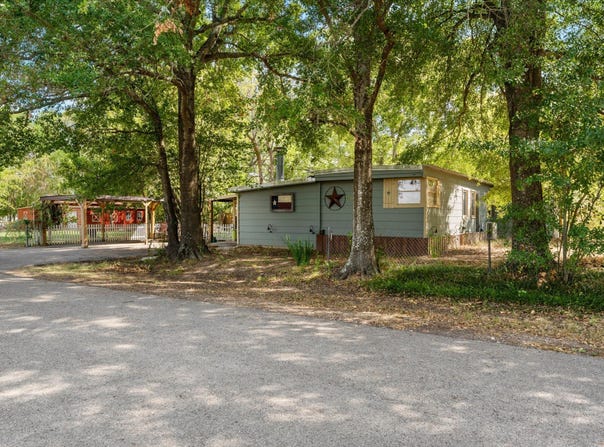 718 Suncrest Drive, Tool, TX 75143