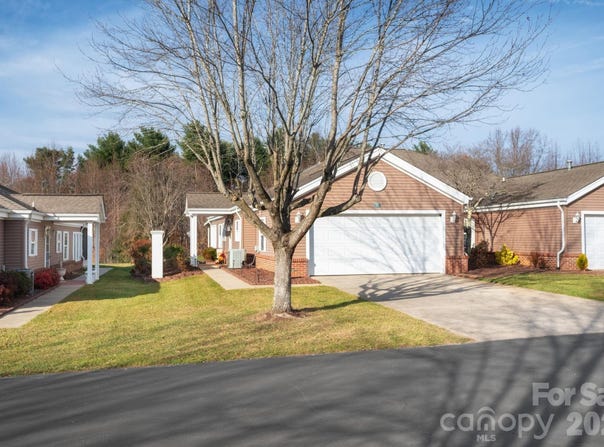 11-C Heather Way, Candler, NC 28715