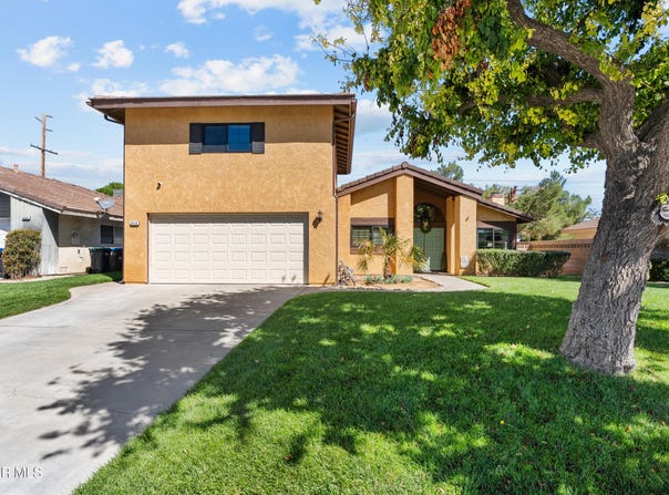 3115 Glad Way, Lancaster, CA 93536