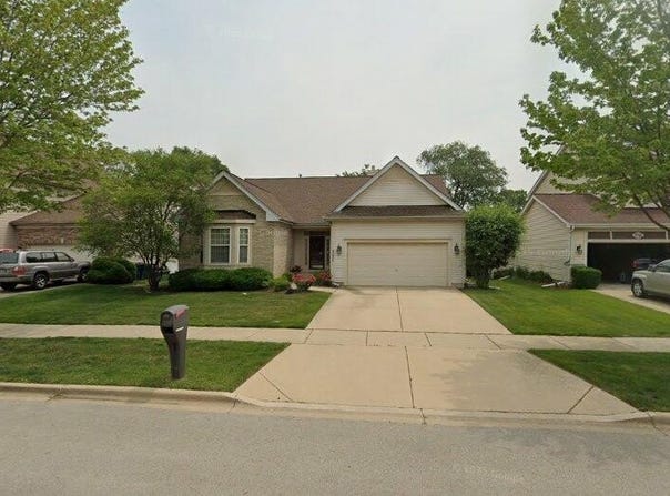 721 Clover Ridge Lane, Itasca, IL 60143