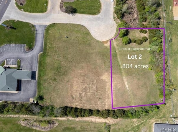 2 Cedric Station, Cedar Hill, MO 63016