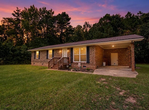 1057 Cohen Dr., Hemingway, SC 29554