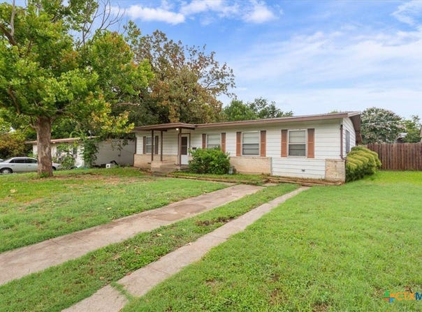 205 W Walker Avenue, Temple, TX 76501