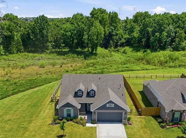 3848 E 144th Place S, Bixby, OK 74008