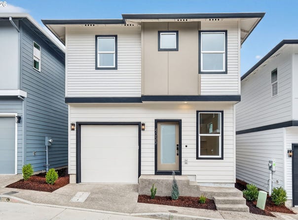 4055 SW McKinley St, Gresham, OR 97080