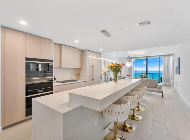 900 N OCEAN Boulevard, Pompano Beach, FL 33062